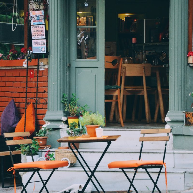 cafeteria-outdoor